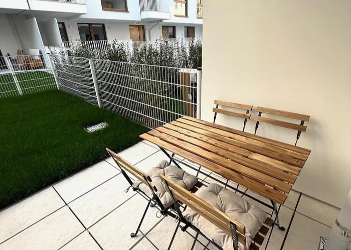 Apartment Brand New, With Own Garden *